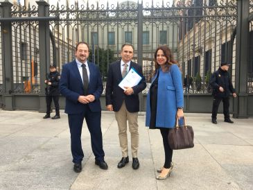 La Asociación Aragón Suma presenta una iniciativa legislativa popular para una nueva gestión de los saltos hidroeléctricos