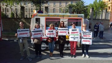 Cientos de personas se concentran ya en Zaragoza para participar en la manifestación ¡Salvemos Teruel! convocada por Teruel existe