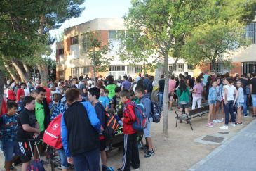 Seis empresas pujan por construir la segunda fase del colegio Las Anejas