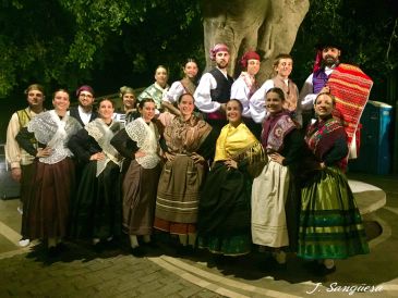 Ciudad de los Amantes viaja a Coín para participar en un longevo festival de baile
