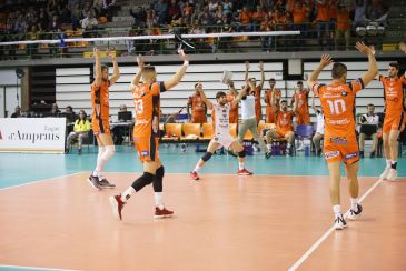 El CV Teruel se luce en su vuelta a la Champions y arrasa al Lindemans Aalst por 3-0