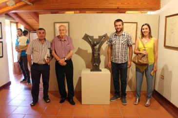 El Museo de Molinos expone las piezas adquiridas a la familia Vece