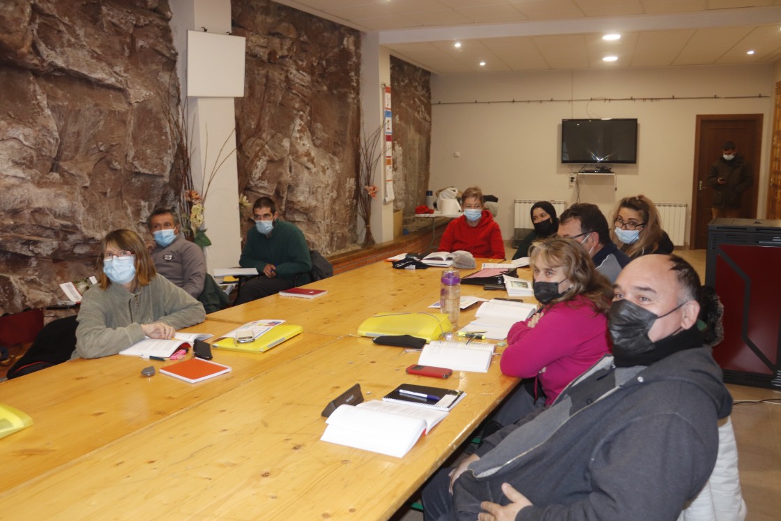 Torres de Albarracín cuenta por primera vez con  un taller de empleo  y es forestal