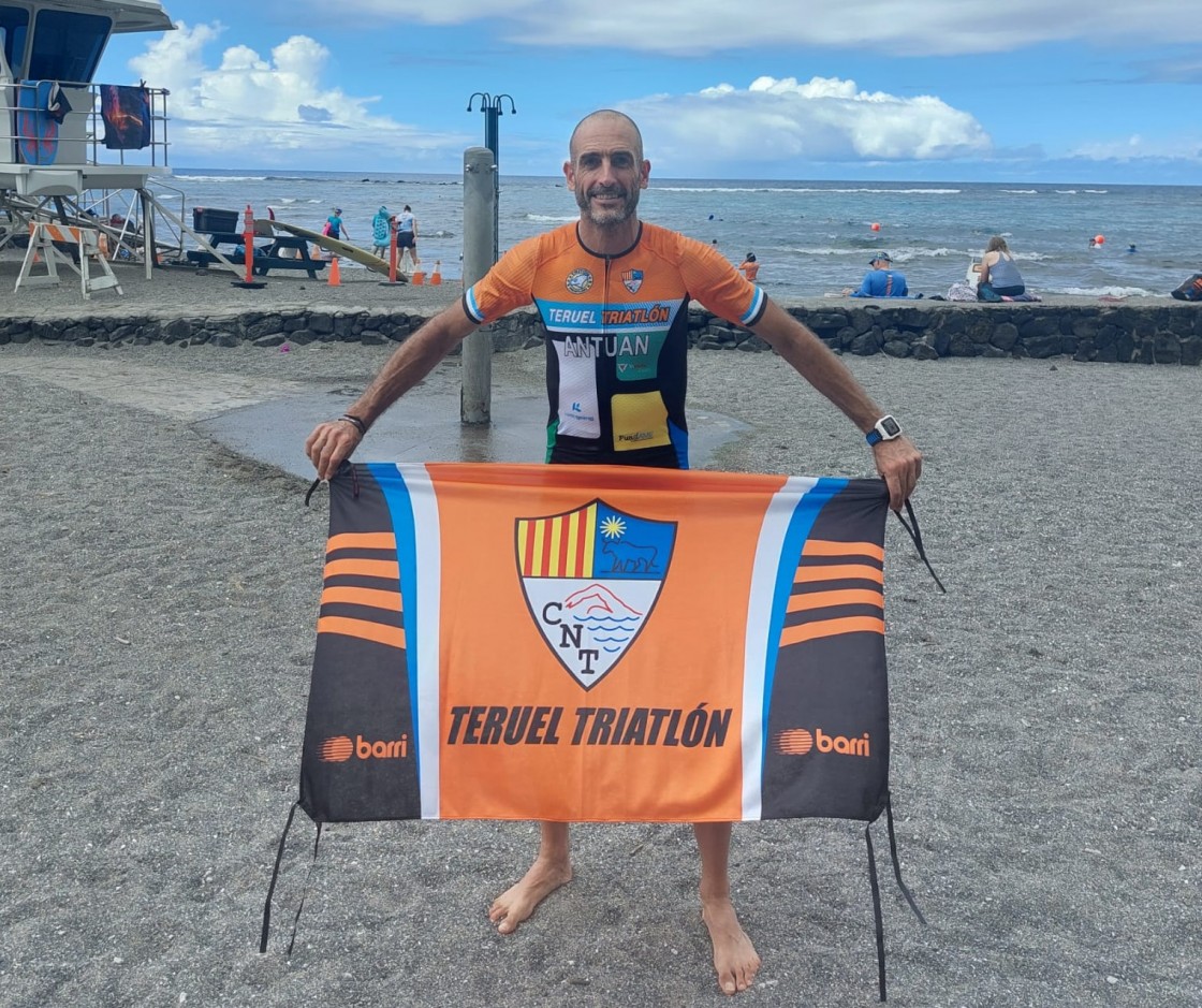 De Teruel a Hawái:  la travesía de Antonio Pérez para cumplir su sueño