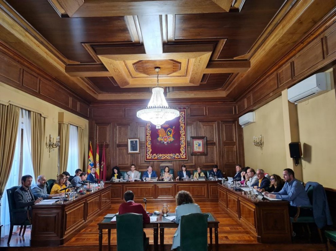 El equipo de gobierno del Ayuntamiento de Teruel solo acepta las enmiendas de Vox y una del PSOE a las ordenanzas fiscales