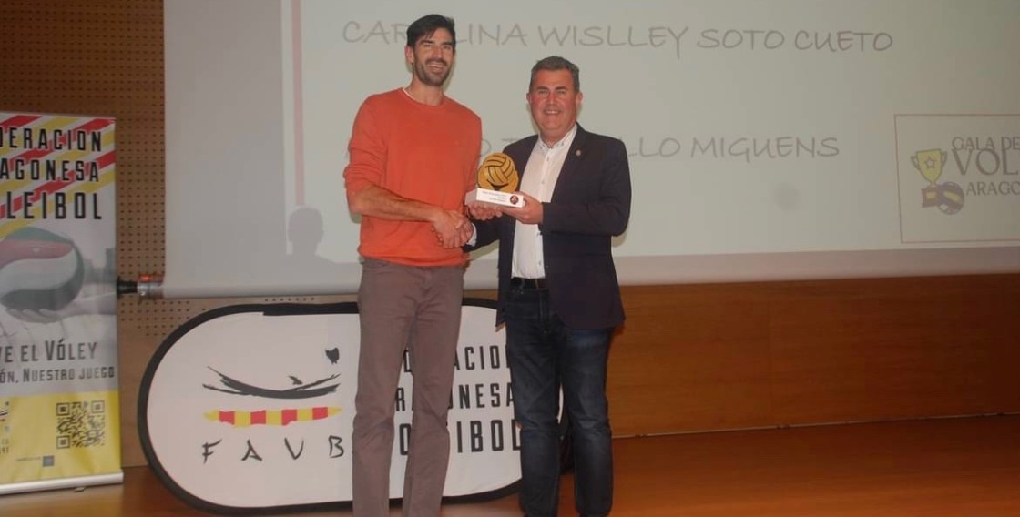 La II Gala del voleibol Aragonés reconoce los méritos turolenses