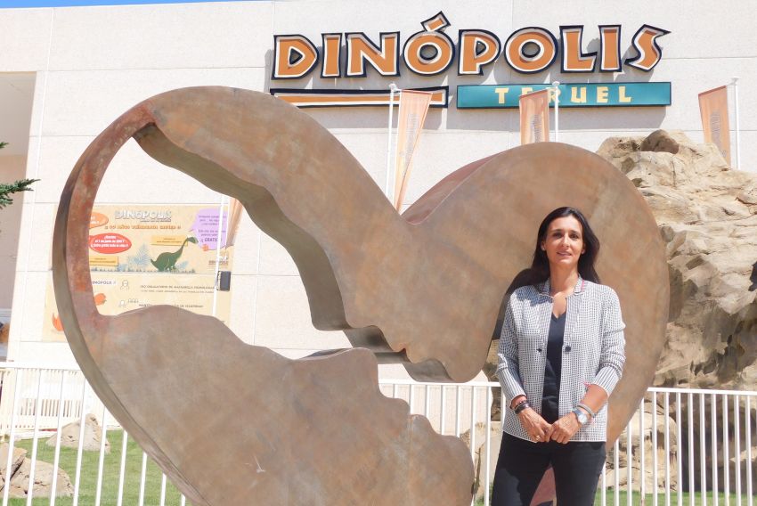 Higinia Navarro, directora gerente de Dinópolis: “Hemos demostrado que se  podía sacar partido de un recurso diferente como la paleontología”