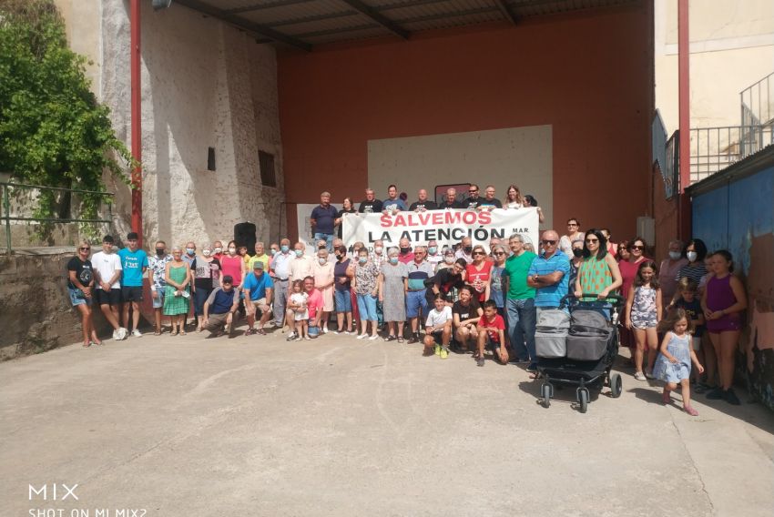 Los vecinos de Fuenferrada respaldan la concentración en favor de la atención primaria rural