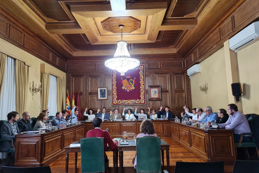 El Ayuntamiento de Teruel baja tasas e impuestos y congela los precios públicos para 2023