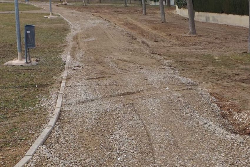 Mejorados los caminos del parque del barrio de San José de Alcañiz