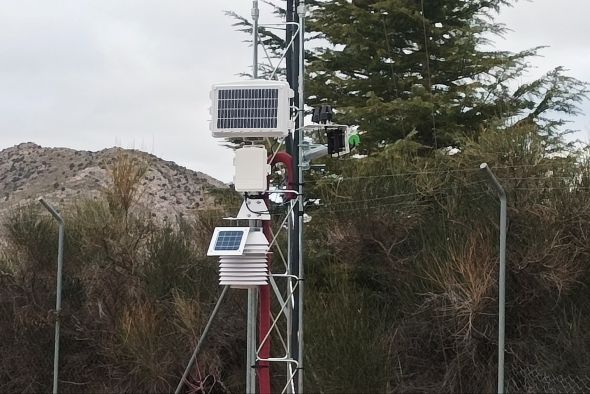 El Ayuntamiento de Utrillas instala una nueva estación meteorológica que actualiza datos cada hora