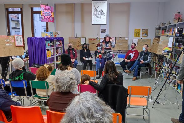Andorra celebra el Día Mundial de la Poesía con un recital en la biblioteca infantil