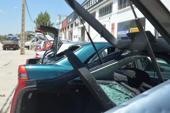 Los seguros declaran siniestros el 90% de los vehículos que sufrieron los efectos del pedrisco en Andorra