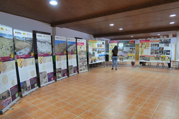 Bueña acoge la exposición de los yacimientos paleontológicos declarados BIC