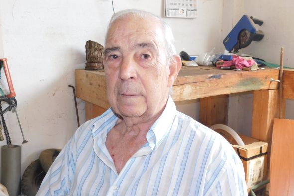 Manuel Murciano,  alcalde de Moscardón y el más veterano de la provincia con 45 años al frente: “De lo que más orgulloso estoy es de la confianza y sinceridad que he tenido siempre de mis vecinos”
