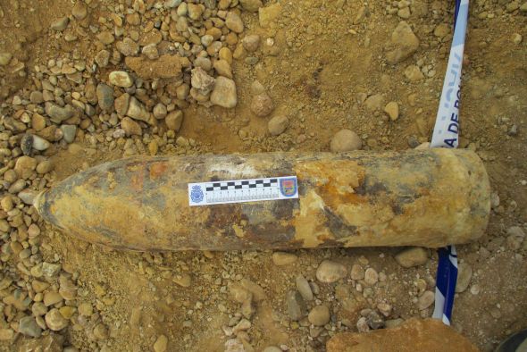 Los TEDAX de la Policía Nacional neutralizan cinco artefactos explosivos de la Guerra Civil hallados en varias pedanías de Teruel