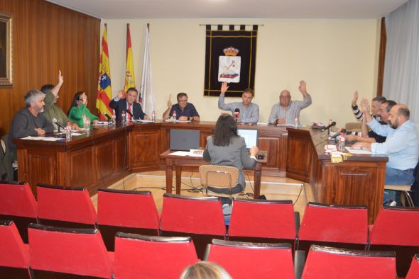 La oposición municipal pide dimisiones en el equipo de gobierno local de Andorra por las irregularidades en los contratos de fiestas