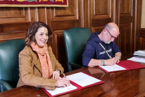 El Ayuntamiento de Teruel firma un convenio de colaboración con la Federación de Asociaciones de Vecinos para desarrollar actividades de participación ciudadana