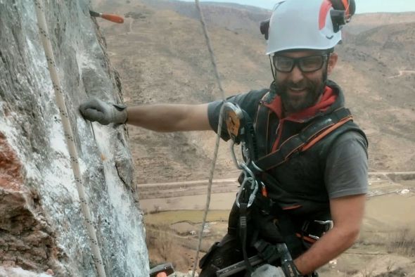 Carlos Polo, socio de Inizia Turismo y Medioambiente: La gente tiene más miedo a las alturas no cuando mira para arriba, sino hacia abajo