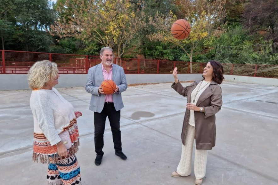 Nueva pista de baloncesto 3x3 en el parque de Los Fueros de Teruel