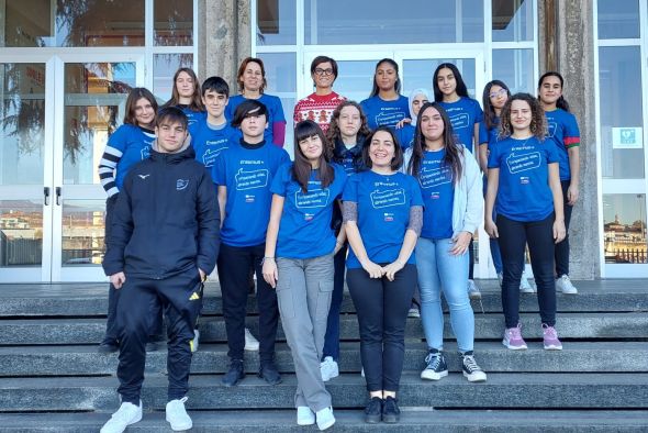 Alumnos de ESO del instituto Matarraña visitan la ciudad italiana de Bérgamo
