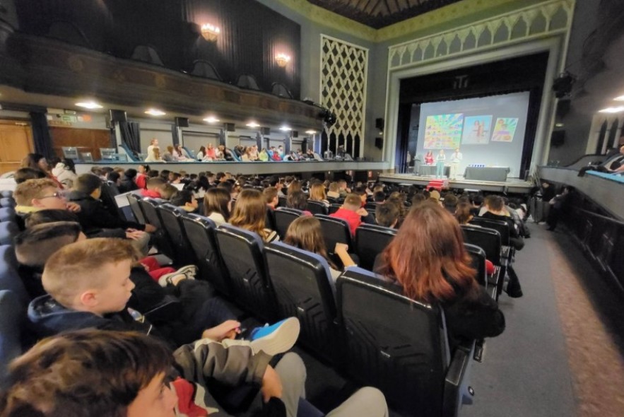 Más de 2.500 alumnos turolenses disfrutarán del espectáculo 'Hypatia y el Hidrógeno' impulsado por la DPT