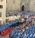 Alcañiz se tiñe de azul celeste para la procesión del  Santo Entierro ante la mirada de cientos de visitantes