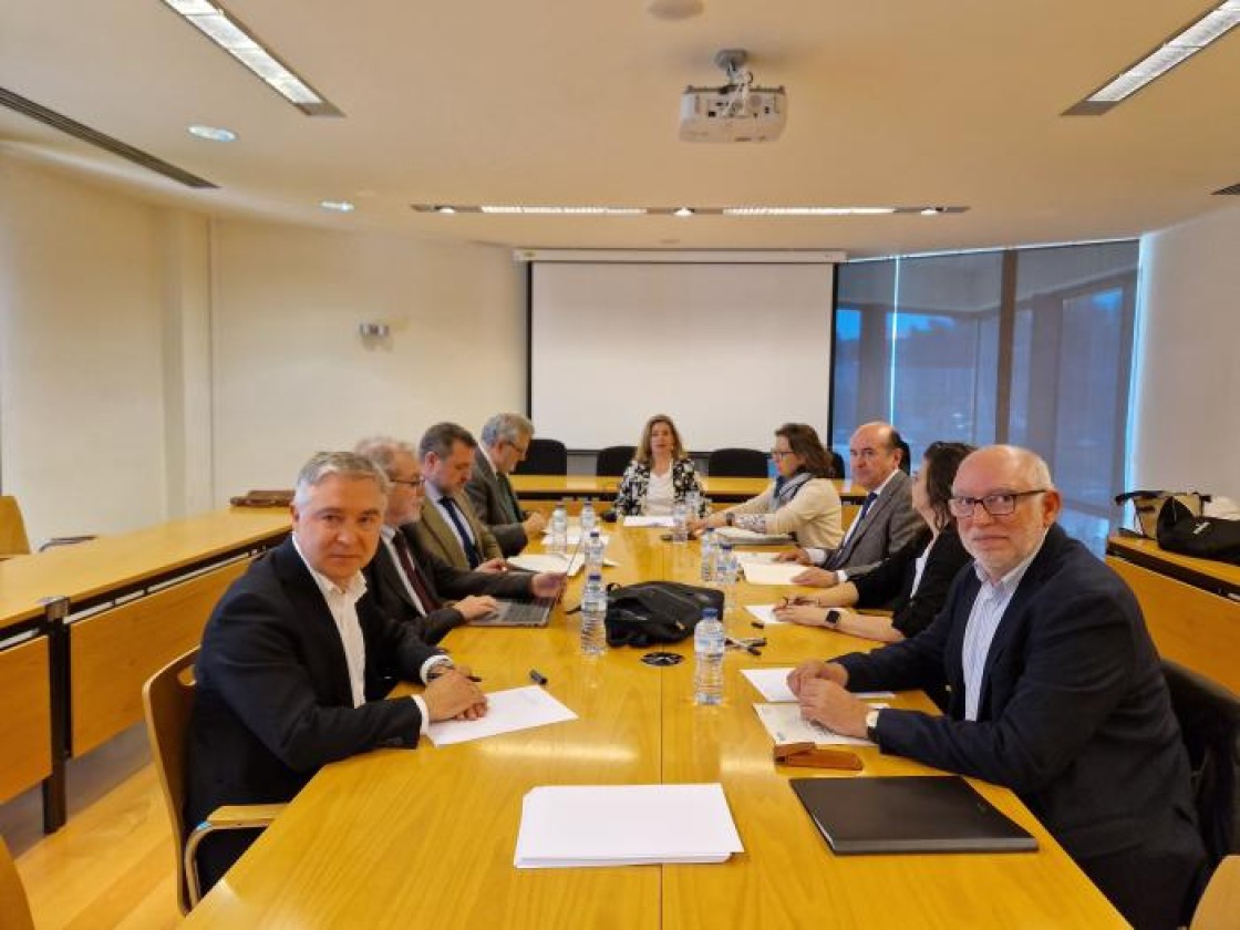 La comisión técnica para la implantación del grado de Medicina en Teruel arranca sus trabajos