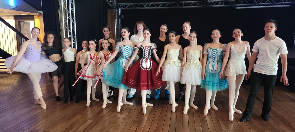 La Escuela de Danza Las Torres cierra la temporada de concursos con veinte premios
