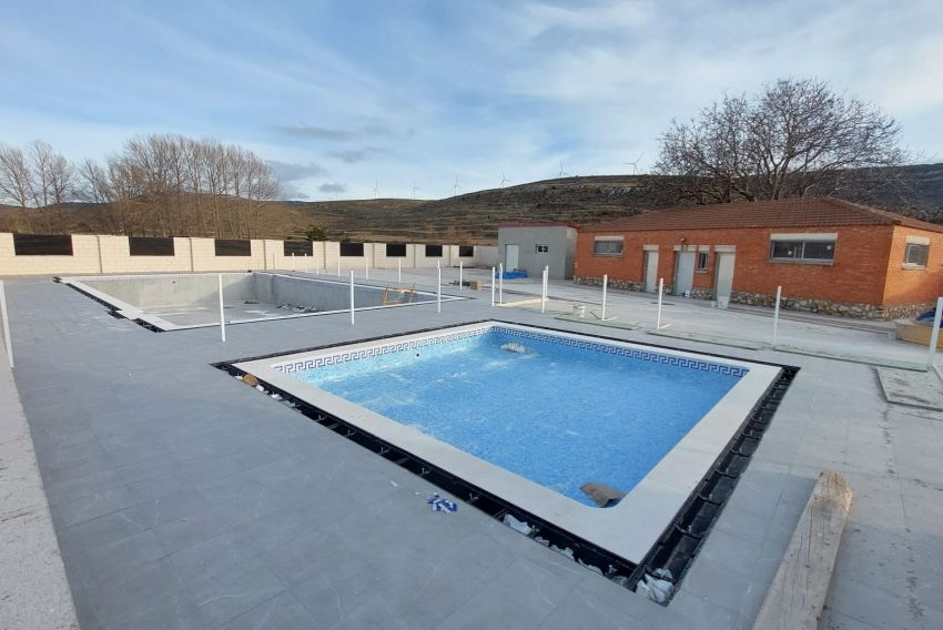 Palomar de Arroyos invierte medio millón de euros en las piscinas, que estarán listas en 2023