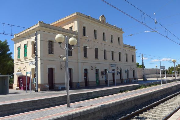 El Mitma licita por 36,2 millones de euros la ampliación de apartaderos en siete estaciones de la línea Zaragoza-Tarragona