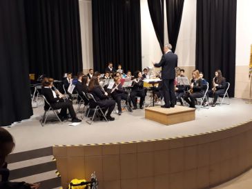 La Banda de Montalbán celebra Santa Cecilia ante un numeroso público