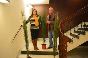 La Comarca Comunidad de Teruel regala un árbol a cada municipio