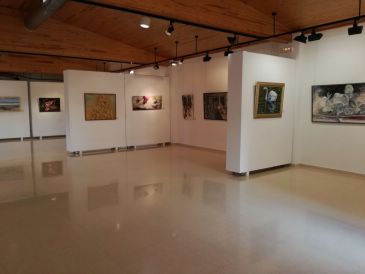 Distintos estilos artísticos se mezclan en la exposición 