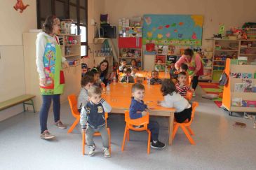 Once centros escolares de la provincia de Teruel presentan un proyecto de jornada continua