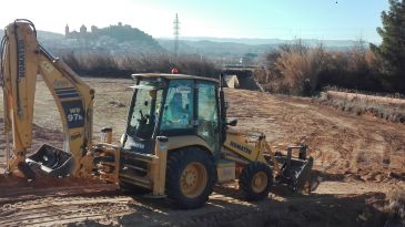 La constructora del hospital subcontrata a dos empresas de Alcañiz para el vallado