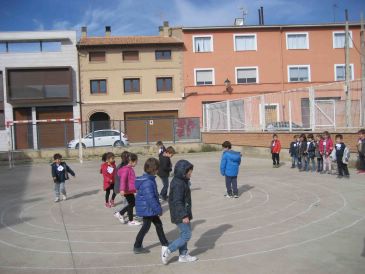 El colegio de Cella pasa a llamarse Astrónomo Zarzoso