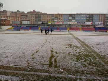 El partido de fútbol entre el CD Teruel y el Almudévar se jugará a pesar de la nieve
