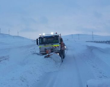 Siete carreteras de la provincia de Teruel siguen intransitables por el hielo y la nieve