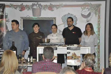 La trufa negra turolense da el salto del restaurante a los hogares