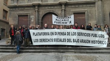 Primera concentración de protesta en domingo por la lentitud en la construcción del nuevo hospital de Alcañiz