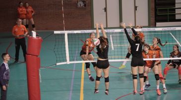 Las chicas del CV Teruel disputan la quinta plaza contra Benidorm