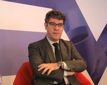 Nadal anuncia que el Gobierno desea regular por ley el cierre de centrales y defiende la térmica de Andorra