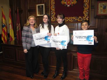 Guillermo Ferrer, Irene Franco y María Gascón ganan el Concurso Juvenil de Relato Breve Teruel Ciudad del Amor