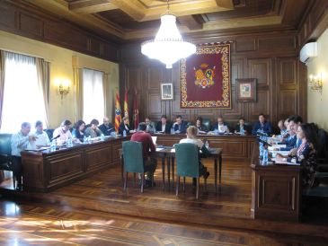 El pleno del Ayuntamiento de Teruel pide garantizar la sostenibilidad de las pensiones