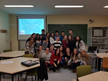 Alumnos de Psicología desarrollan un programa europeo en institutos