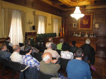 Alfonso Marco presenta su libro sobre la historia del Canfranc en Teruel
