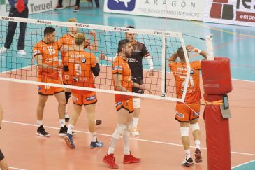 Cuatro de los siete mejores jugadores del fin de semana visten de naranja con el CV Teruel