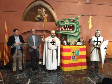 El Vencimiento del Dragón de Alcañiz se presenta en Zaragoza para atraer visitantes aragoneses