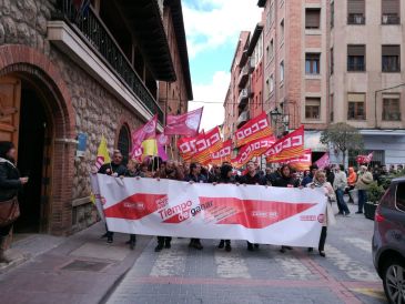 Amplia participación en las manifestaciones del 1 de Mayo en Teruel y Andorra